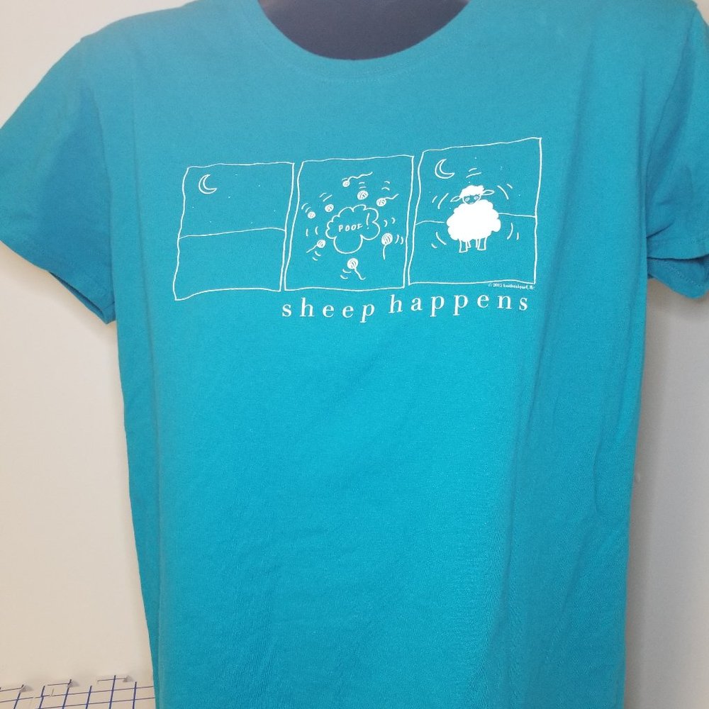 Sheep Happens tshirt XL